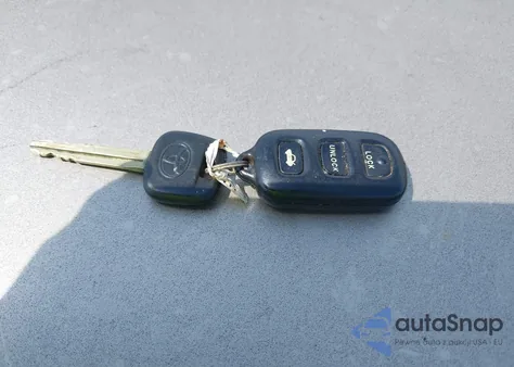 2003 Toyota Camry Le/Xle/Se z USA, uszkodzony, nr VIN 4T1BE32K13U243738